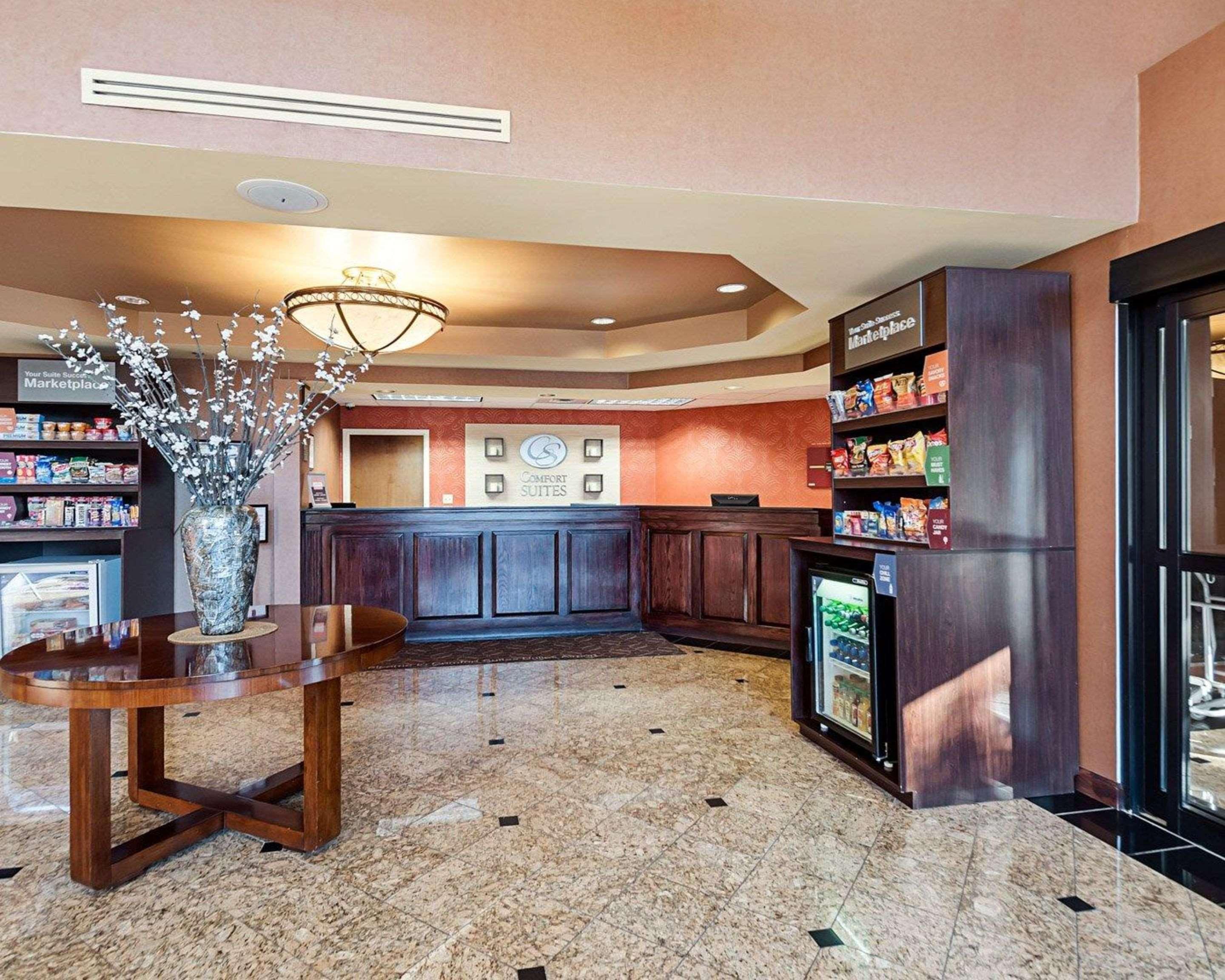Comfort Dulles Airport Hotel 3*