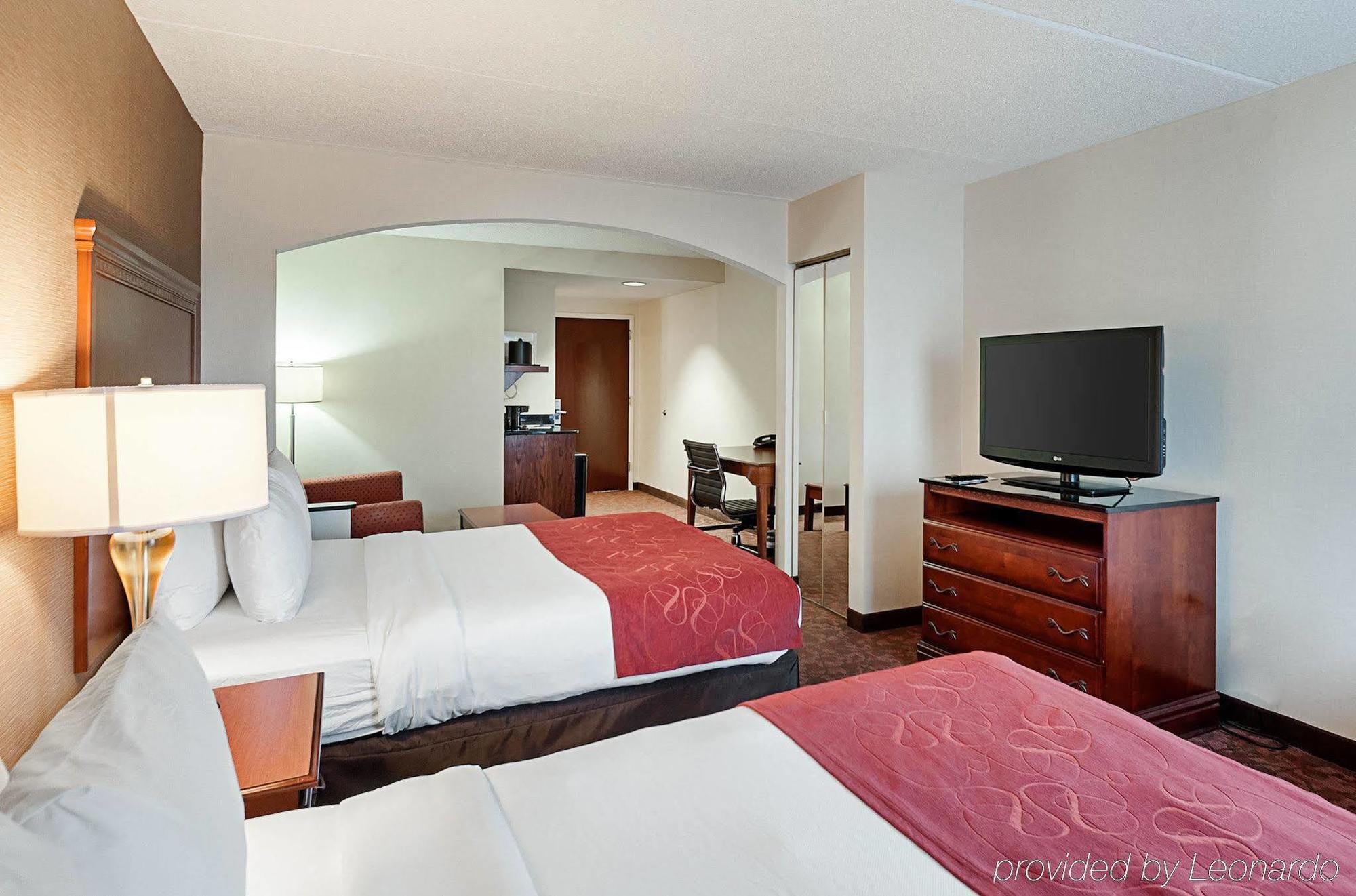 Comfort Dulles Airport 3*